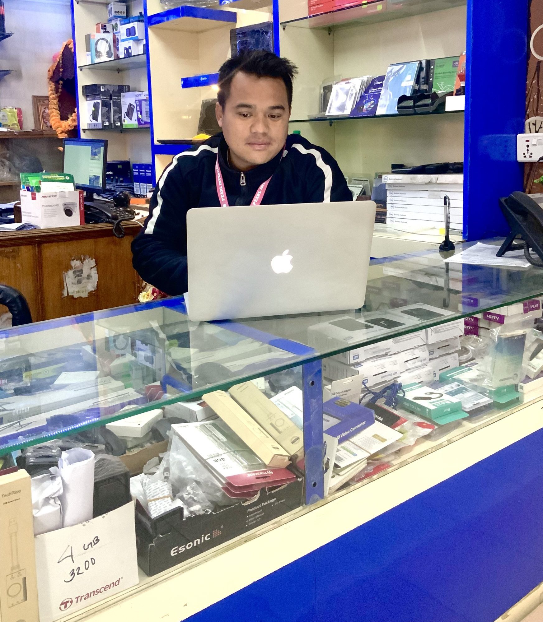 नयाँ प्रविधि, नयाँ संसार